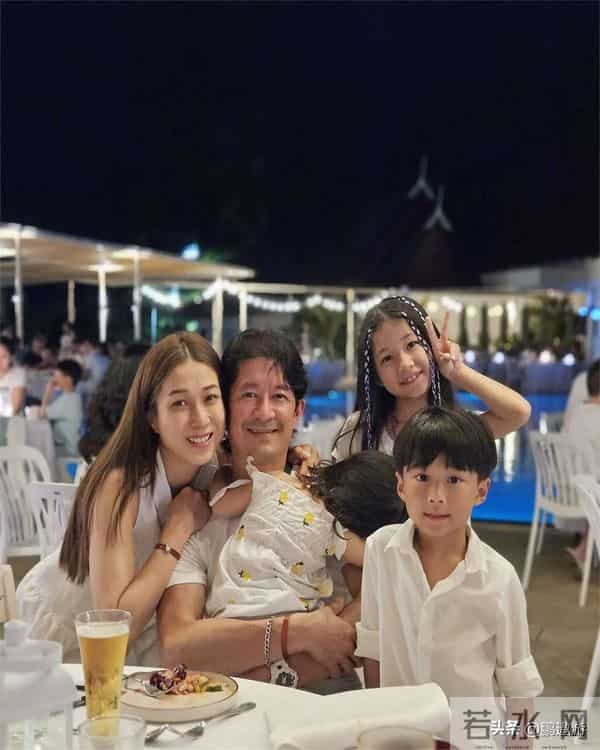 钟嘉欣婚变风波升级!曝其签婚前协议被骗婚,狂接工作争抚养权