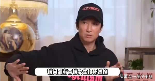 婚变传闻 5 月后，51岁洪天明哽咽谢妻子，洪金宝的先见之明应验了