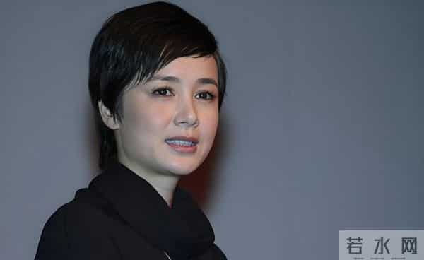 59岁蒋雯丽现状让人心酸：定居英国，又瘦又老，一代女神也落寞了