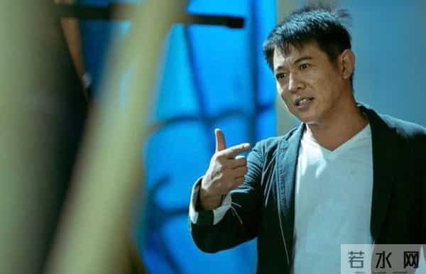 换心还是换血?62岁的李连杰脱衣自证,让人担心的事还是发生了