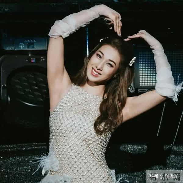 钟嘉欣婚变风波升级!曝其签婚前协议被骗婚,狂接工作争抚养权