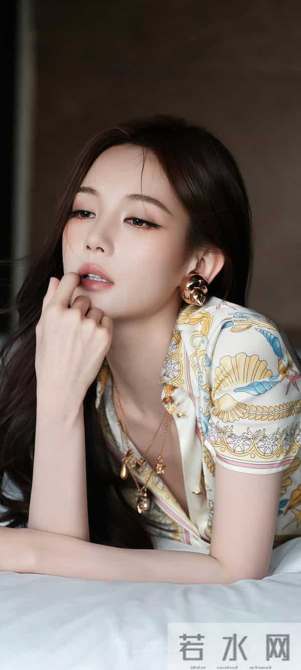 美女壁纸第1447期—李一桐