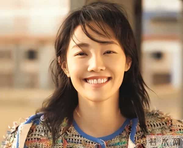 白百何带两个儿子现身!17岁大儿子长得像前夫陈羽凡,二儿子5岁