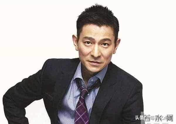 央媒转发刘德华全运会表演，捐款过亿零绯闻，难怪红了40年！