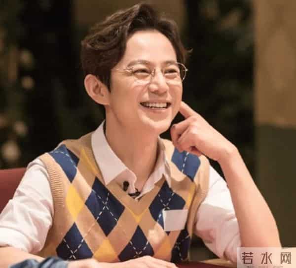 51岁无妻无子、半退休,看"老好人"何炅的现状,尴尬处境藏不住了