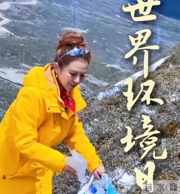 52岁朱迅头顶白发，眼角皱纹多，一生经历17次生死却无畏死亡