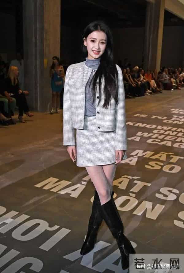 孙怡各种丝袜写真集