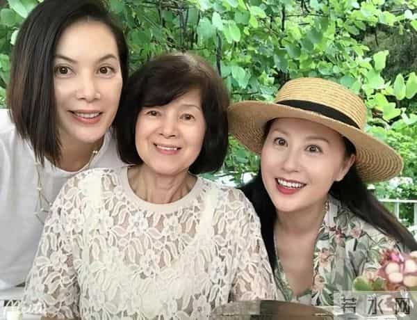 香港知名女星觅第二春,未婚生女当单亲妈妈多年,惨遭前任家暴