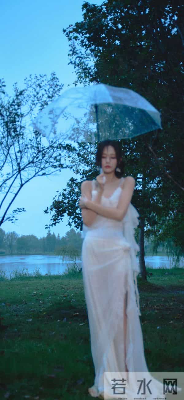 美女壁纸第1447期—李一桐