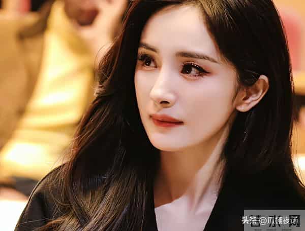 广电这一夜，群星荟萃，各显神通，却全被杨幂的麦穗抢了风头