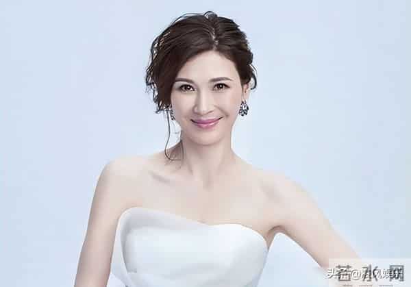 为了嫁50亿富豪，狠心抛弃同居5年的周一围，现今她却活成了笑话