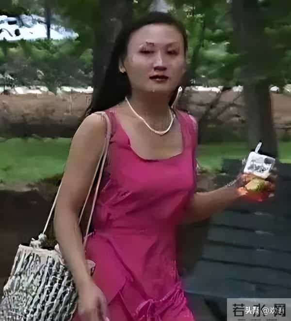 吃狗食、挨毒打,央视前才女竟被虐成“人干”?董卿想救她都难