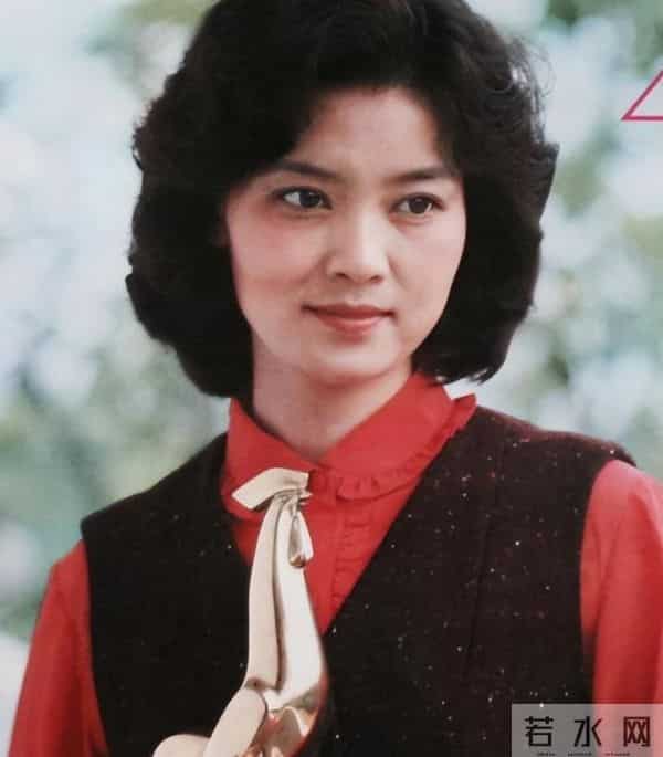 13次夺影后,一生无儿无女,50岁却公开“表白”前夫:她太敢了