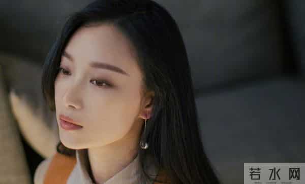 这一夜，内娱的江湖地位、人情冷暖，在倪妮身上体现得淋漓尽致