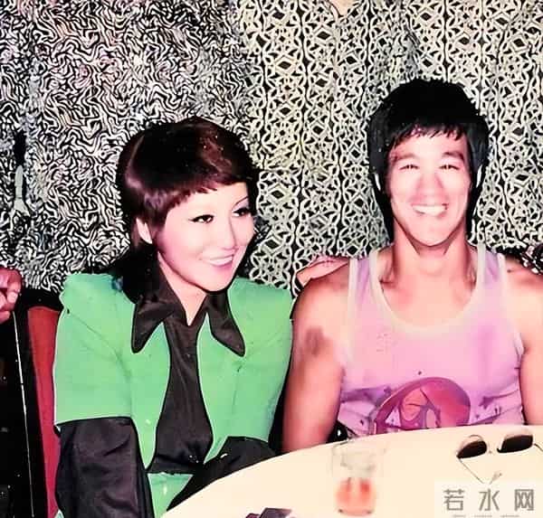 52年后，78岁丁佩终于说出真相：李小龙在我床上倒了12分钟！