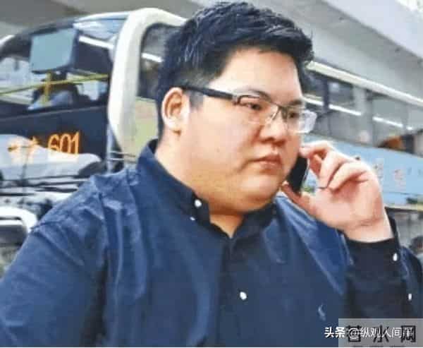 曝向太找向华强改遗嘱，此前曾极力阻止后代移美，如今情况更严重