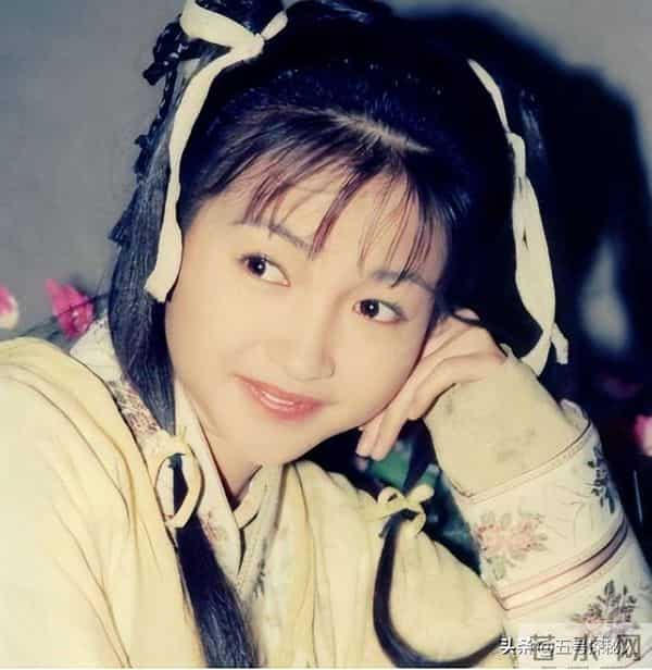 两次拒绝黎明,无视钟汉良示爱,被折磨20年后55岁的她憔悴成大妈