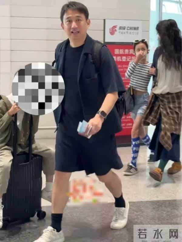 卓伟又爆大瓜！明星夫妻反目，分居2年闹离婚，靳东、吴奇隆躺枪