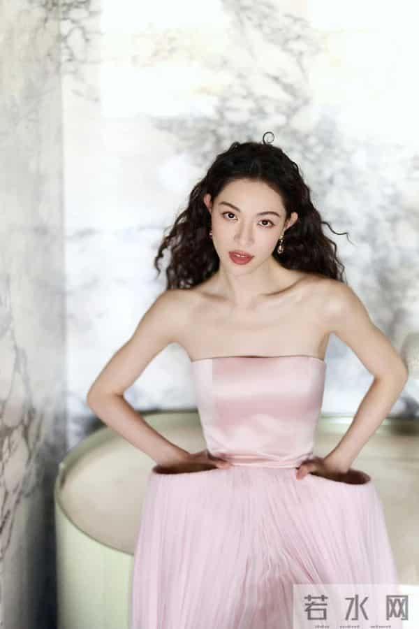 钟楚曦金鸡奖性感写真
