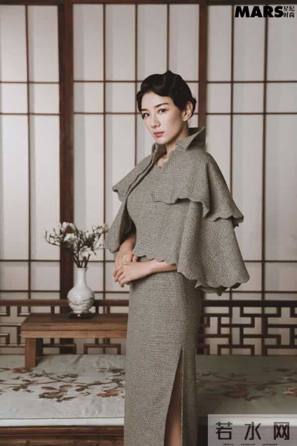 黄奕，复古典雅