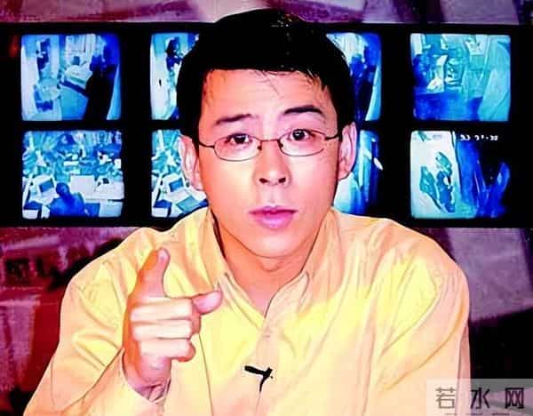 吃中国饭砸中国碗！扬言要让中国向世界道歉的阿丘，如今活成这样