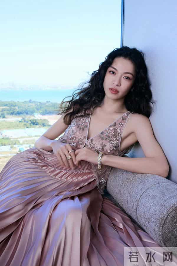 钟楚曦金鸡奖性感写真