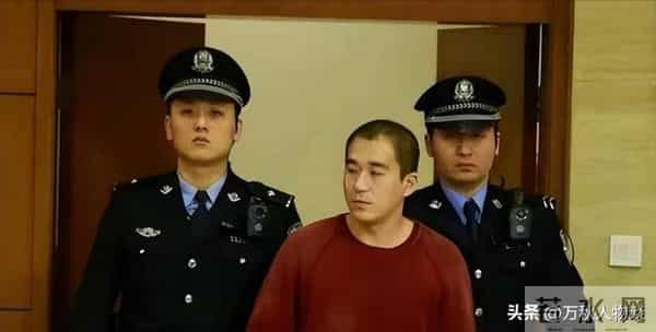 分手22年，被暴打的童瑶再次官宣喜讯，成为张默高攀不起的存在！