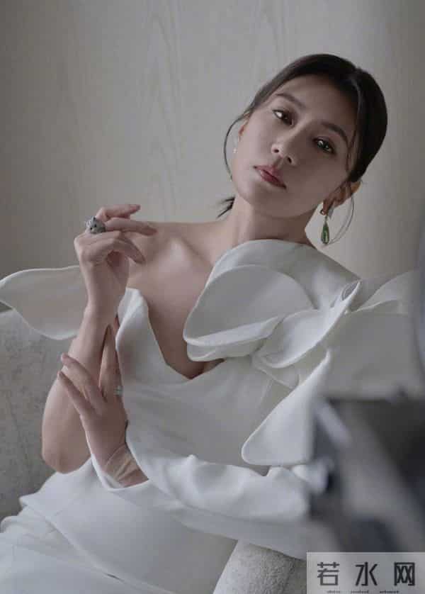 贾静雯,轻熟御姐,赵敏会成为经典