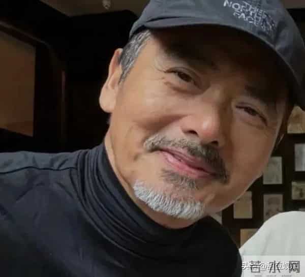 70岁周润发染黑白发刮胡子!增肥20斤,网友:梦回上海滩!