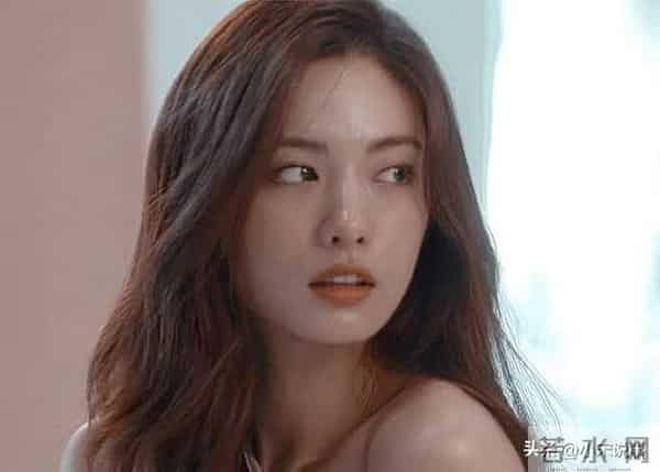 韩国女星凌晨遭遇持刀入室抢劫，母女二人勇斗盗贼受伤，细节曝光