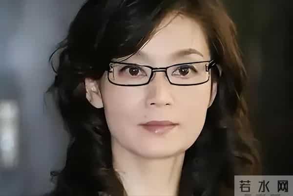 她13次拿下影后,无儿无女孤身一人,却在68岁时公开“表白”前夫