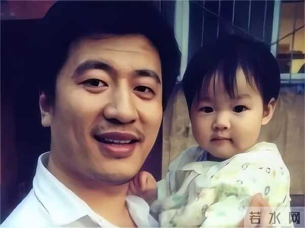 演唱会一幕惹祸，张雪峰被骂半个月，本人紧急回应！