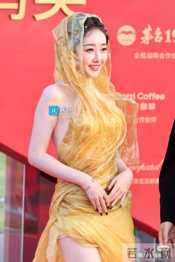 2025年中国金鸡百花电影节入场仪式暨颁奖典礼闭幕女明星红毯造型