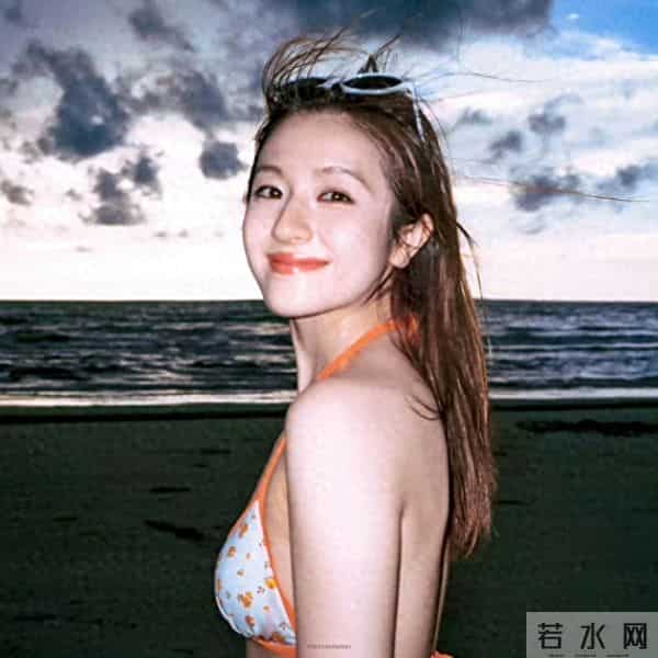 李兰迪——比基尼写真集欣赏