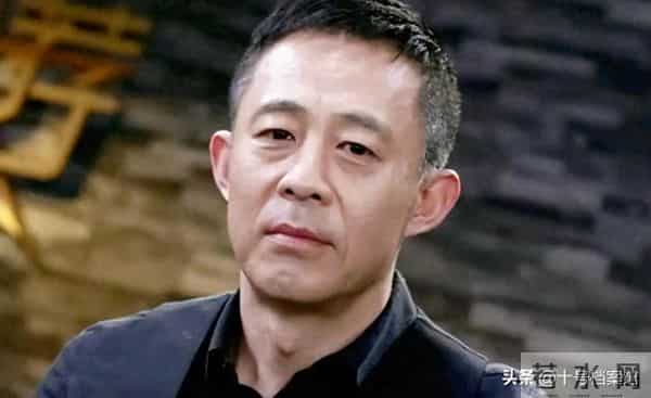 有种“重生”叫潘雨辰，侯勇也没想到离婚多年后，她像变了个人