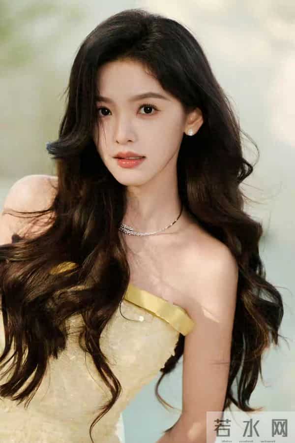 章若楠的经典选美瞬间,你无不感慨大自然造物之神奇!