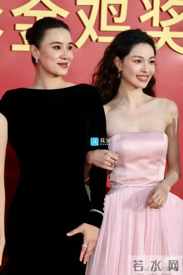 2025年中国金鸡百花电影节入场仪式暨颁奖典礼闭幕女明星红毯造型