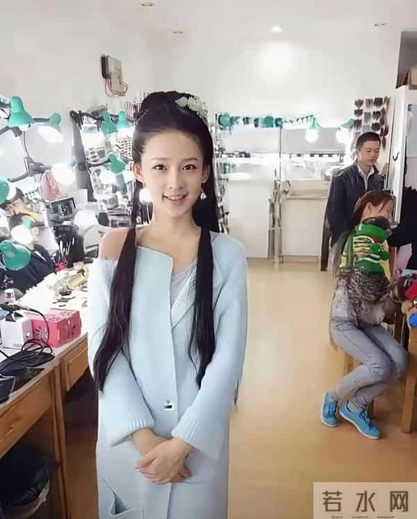 翻出早年李沁，儿时的沁沁萌翻了