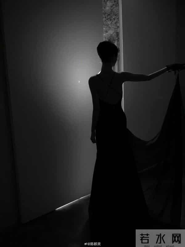 陈都灵2025年中国金鸡百花电影节妆照