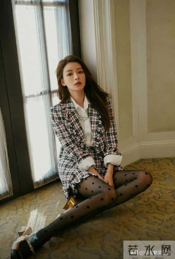 孙怡各种丝袜写真集