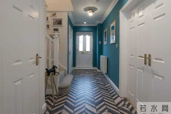 雷颂德夫妇同框放闪,移民英国生活富足惬意,模特太太被赞不见老