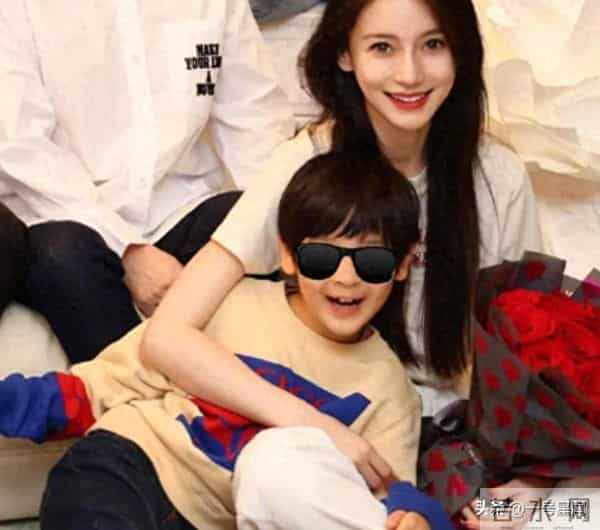 离婚3年后,杨颖和参加前夫家宴的小海绵,合力撕下叶柯的"体面"