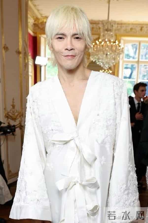 曝向太找向华强改遗嘱,此前曾极力阻止后代移美,如今情况更严重