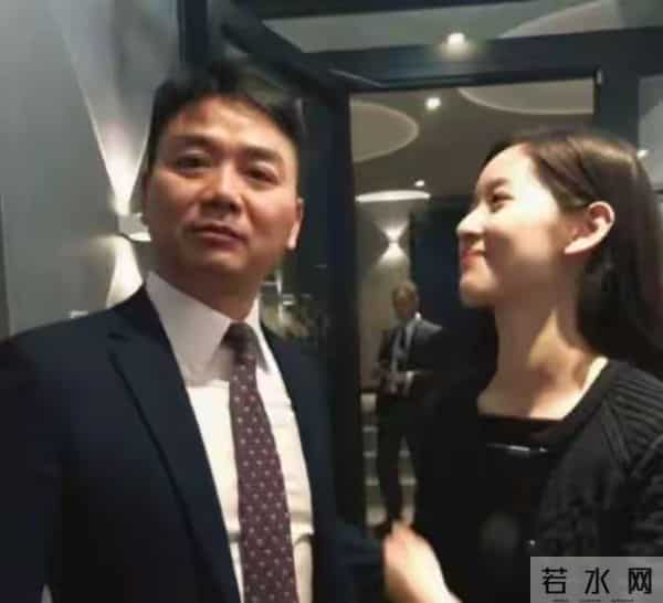 婚变风波半月后，章泽天喜提新身份，彻底揭露了刘强东的尴尬处境