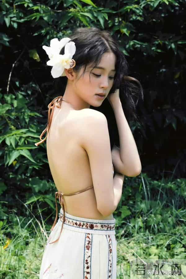 欧阳娜娜—珍藏性感照：从“少女”到“纯欲”！这组图太顶了