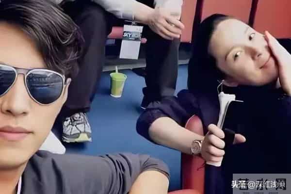 她26岁夺双料影后,二婚嫁靳东高龄产子,48岁活成这般模样