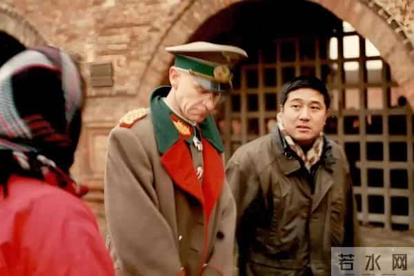 著名导演叶大鹰:因为女演员梅婷,与结发妻子离婚,今67岁仍单身