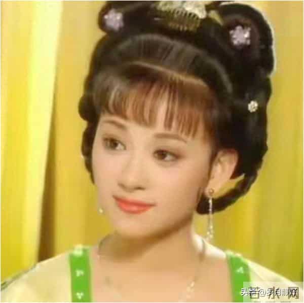 她美过刘晓庆，却选择下嫁给穷小伙，婚后毁容成面瘫，如今怎样了