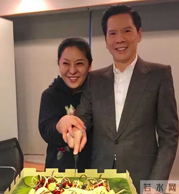 想靠科技活到120岁!向太自曝遗产不想给孩子,向华强表示支持