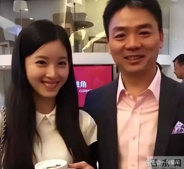 婚变风波不到半个月,31岁章泽天喜提新身份,担心的事还是发生了